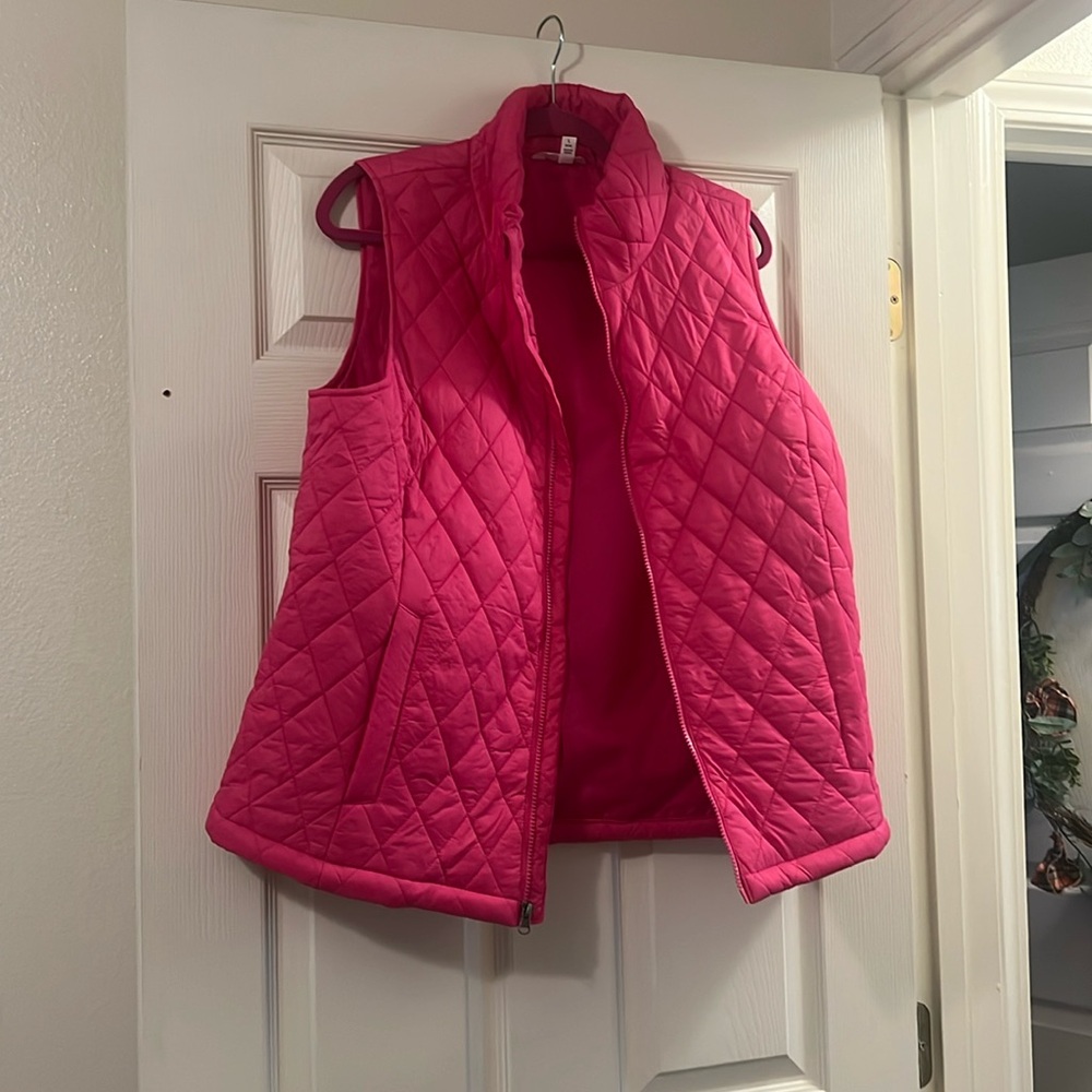 Time and Tru pink vest